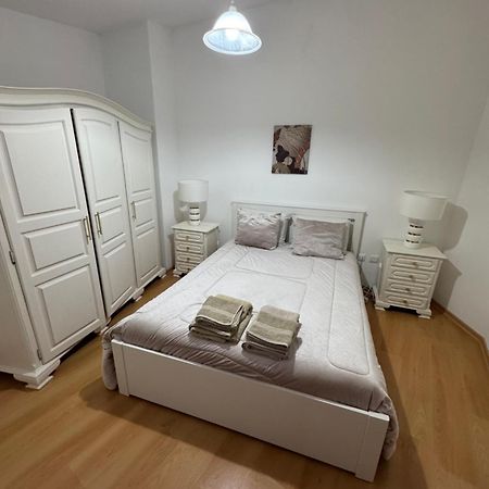 Casa Da Avo Lidia Lejlighed Lourinhã Eksteriør billede